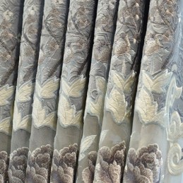 Rideau Sur Mesure En Velours Italien Avec Broderie Florale
