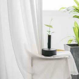 Rideaux Transparents Blancs Plissés Et Froissés
